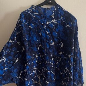 Zara Blue and Black Patterned Blouse